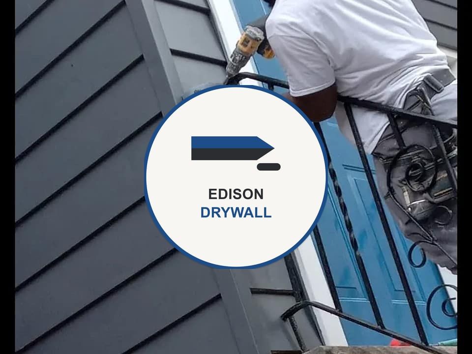 Crack Repair by a drywall crew in Edison, NJ
